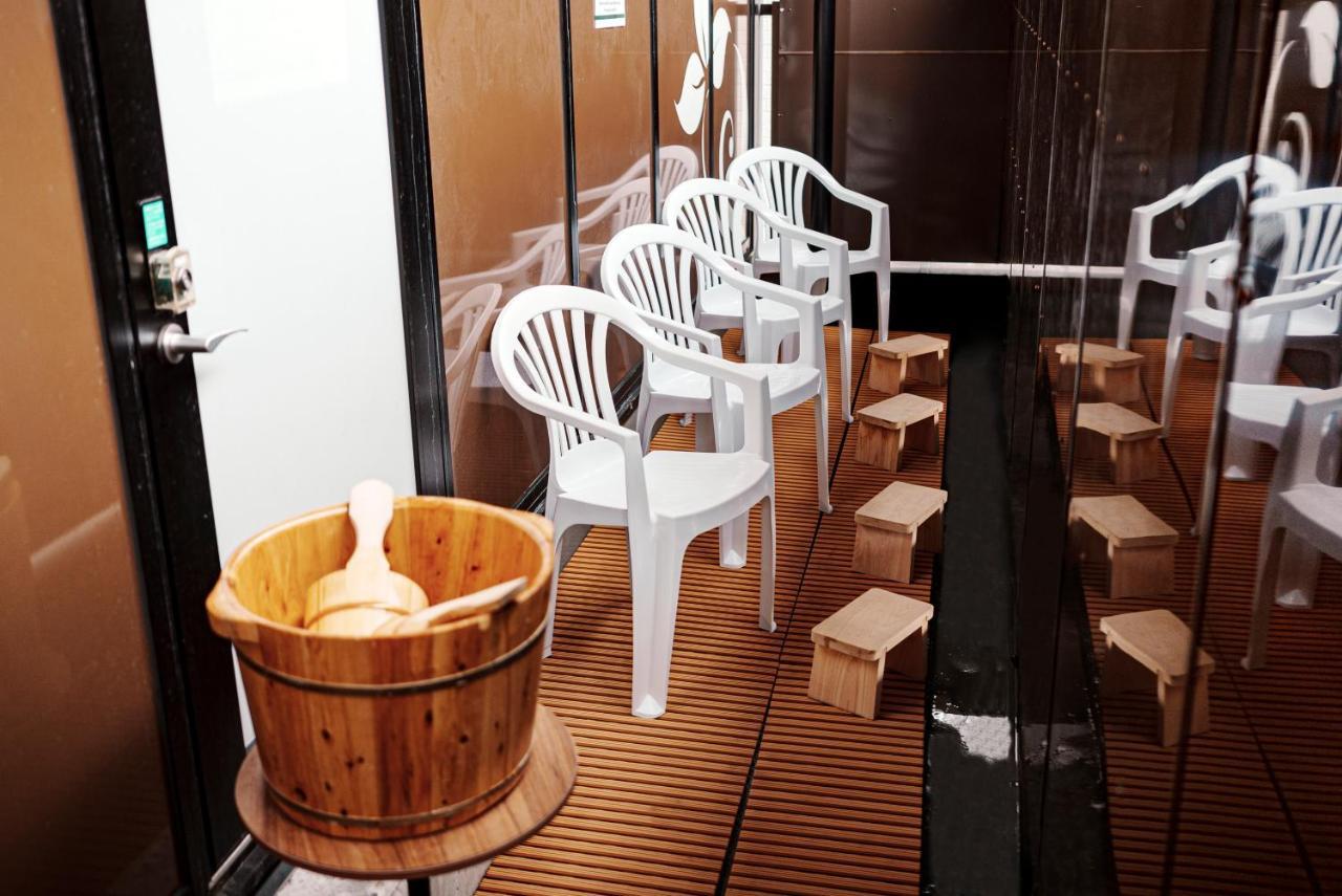 Capsule Hotel Anshin Oyado Premium Nagoya Sakae Eksteriør billede