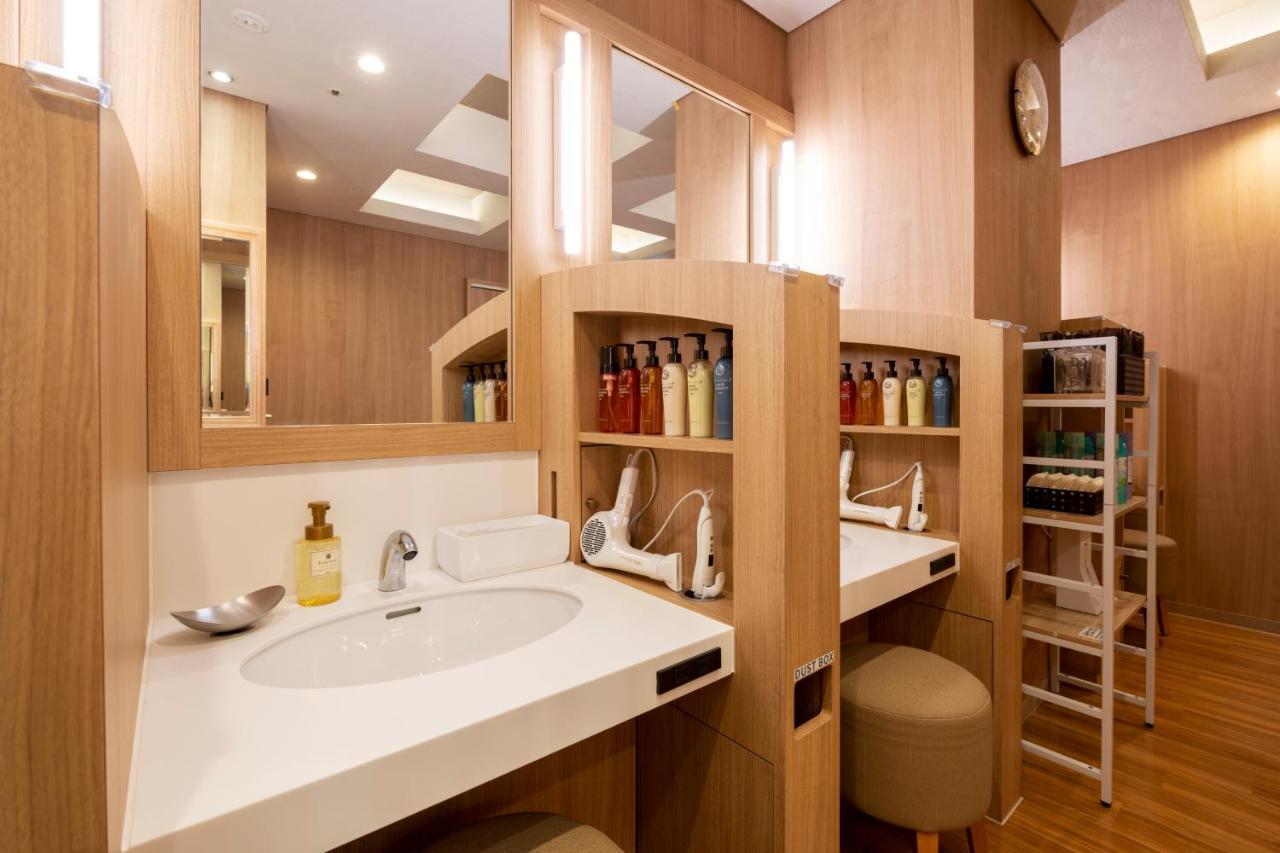 Capsule Hotel Anshin Oyado Premium Nagoya Sakae Eksteriør billede